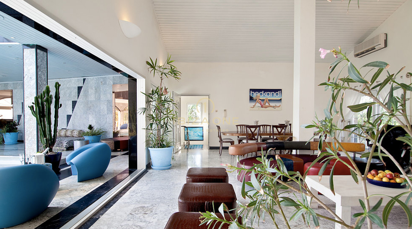 Blue House - villa de lujo en la cima de una montaña privada frente a Ibiza, Formentera, D´alt Vila y los puertos deportivos en venta, Ibiza - Blue House - villa de lujo en la cima de una montaña privada frente a Ibiza, Formentera, D´alt Vila y los puertos deportivos en alquiler, Ibiza
