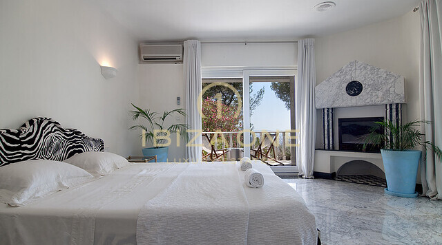 Blue House - villa de lujo en la cima de una montaña privada frente a Ibiza, Formentera, D´alt Vila y los puertos deportivos en venta, Ibiza - Blue House - villa de lujo en la cima de una montaña privada frente a Ibiza, Formentera, D´alt Vila y los puertos deportivos en alquiler, Ibiza