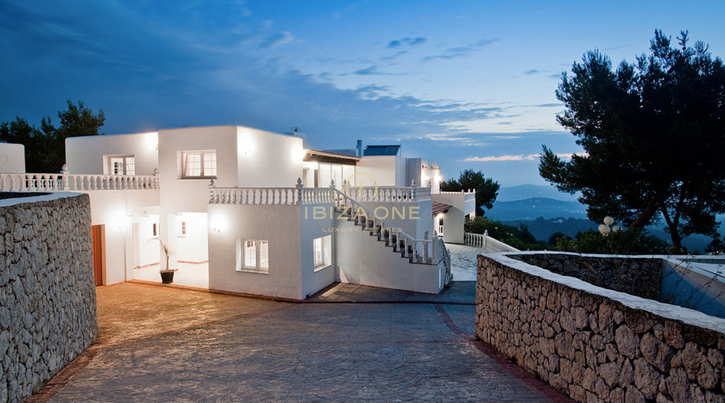 Central House - luxury villa on top of a private mountain faced to the west side with sunset 365 days a year for sale, Ibiza - Central House - luxury villa on top of a private mountain faced to the west side with sunset 365 days a year for rent, Ibiza