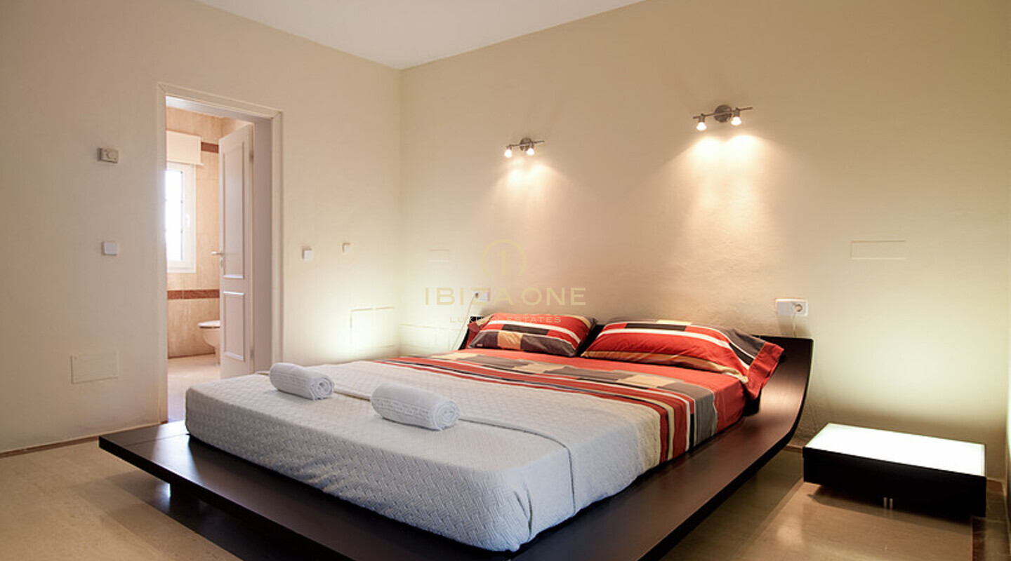 Central House - villa de luxe au sommet d'une montagne privée face au côté ouest avec coucher de soleil 365 jours par an à vendre, Ibiza - Central House - villa de luxe au sommet d'une montagne privée face au côté ouest avec coucher de soleil 365 jours par an à louer, Ibiza