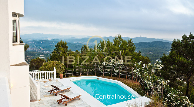 Le plus grand domaine de luxe d'Ibiza à vendre ou à louer – Montagne privée avec 4 villas près d'Ibiza et des marinas. Vues - Licence de location touristique.