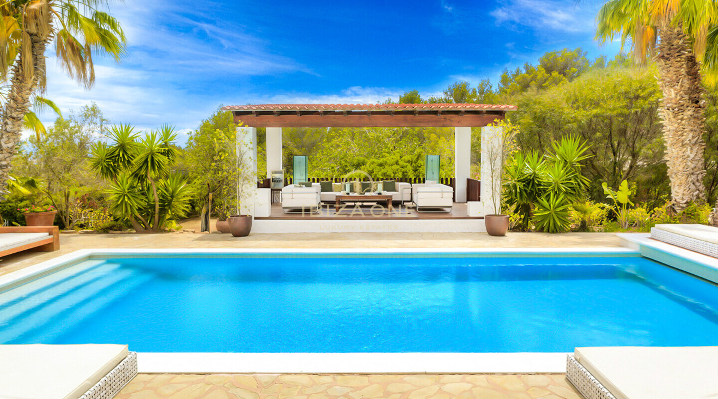 Charming luxury country villa with guest house for sale, Ibiza - Charming luxury country villa with guest house for rent, Ibiza