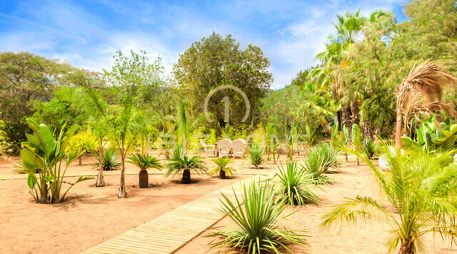 Очаровательная роскошная загородная вилла с гостевым домом на продажу, Ибица - Очаровательная роскошная загородная вилла с гостевым домом в аренду, Ибица