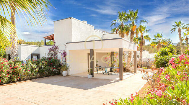 Charmante luxe villa op het platteland met gastenverblijf te koop, Ibiza - Charmante luxe villa op het platteland met gastenverblijf te huur, Ibiza