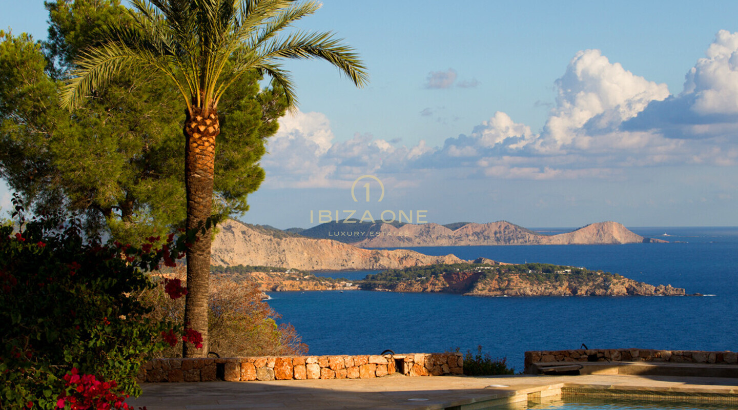 Villa de lujo en la privilegiada ubicación de Es Cubells en alquiler, Ibiza - Villa de lujo en la privilegiada ubicación de Es Cubells en venta, Ibiza