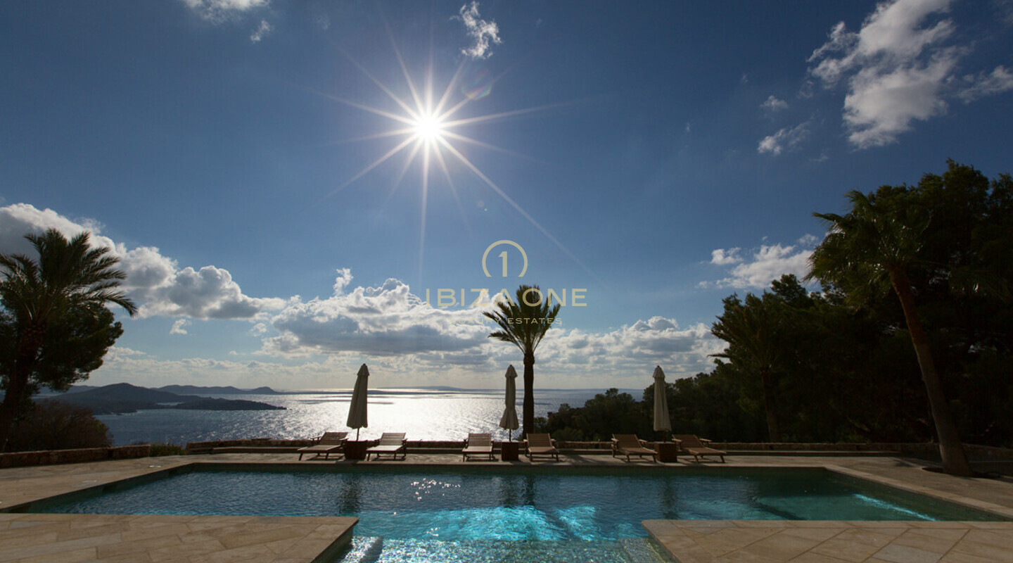 Luxury villa in the Primelocation Es Cubells for rent, Ibiza - Luxury villa in the Primelocation Es Cubells for sale, Ibiza