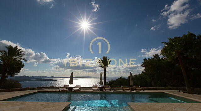 Luxusvilla in der Toplage Es Cubells zu vermieten, Ibiza - Luxusvilla in der Toplage Es Cubells zu verkaufen, Ibiza