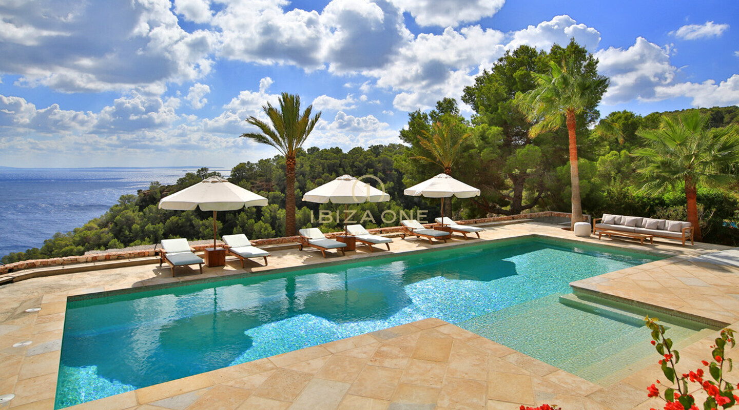 Villa de luxe à louer dans le Primelocation Es Cubells, Ibiza - Villa de luxe à vendre dans le Primelocation Es Cubells, Ibiza