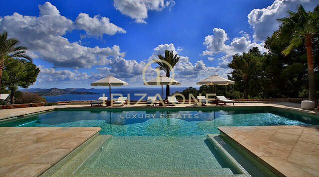Luxury villa in the Primelocation Es Cubells for rent, Ibiza - Luxury villa in the Primelocation Es Cubells for sale, Ibiza