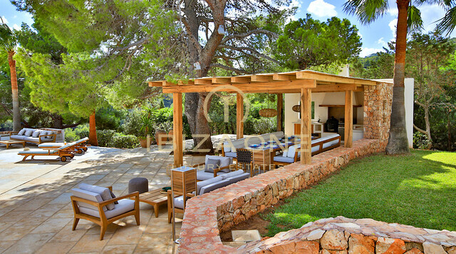 Villa de luxe à louer dans le Primelocation Es Cubells, Ibiza - Villa de luxe à vendre dans le Primelocation Es Cubells, Ibiza