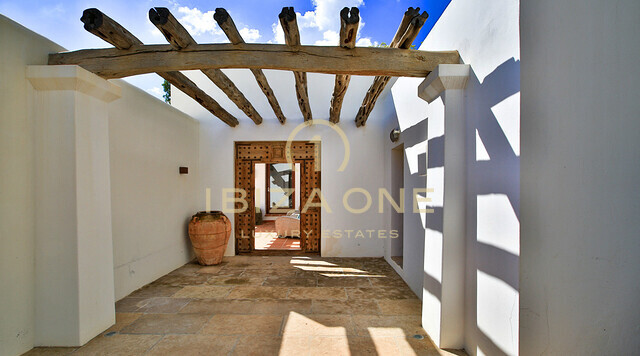 Villa de lujo en la privilegiada ubicación de Es Cubells en alquiler, Ibiza - Villa de lujo en la privilegiada ubicación de Es Cubells en venta, Ibiza