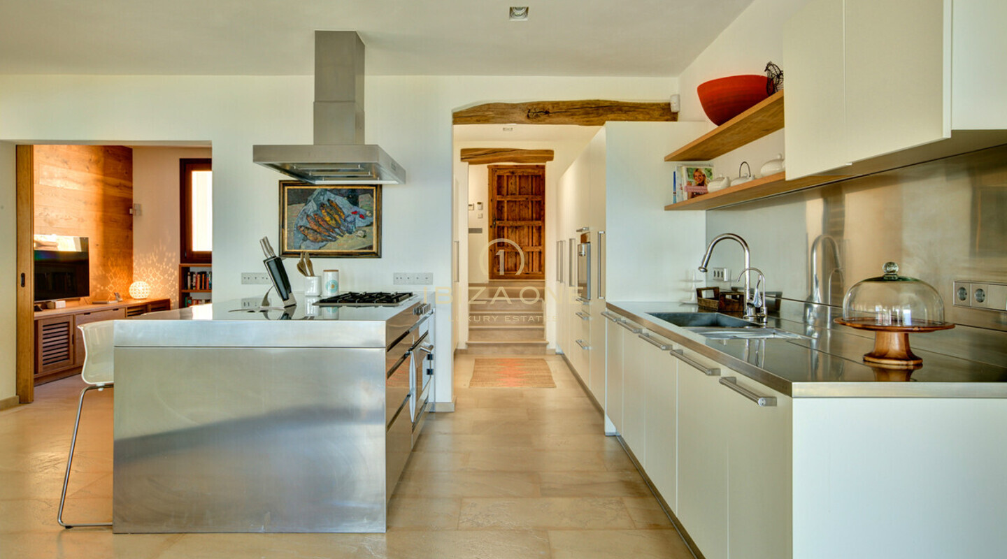 Luxe villa op de Primelocatie Es Cubells te huur, Ibiza - Luxe villa op de Primelocatie Es Cubells te koop, Ibiza