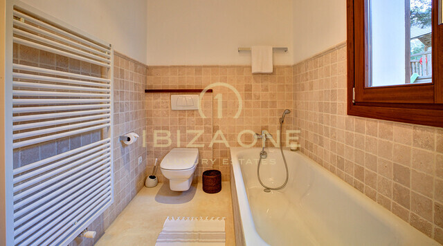 Villa de luxe à louer dans le Primelocation Es Cubells, Ibiza - Villa de luxe à vendre dans le Primelocation Es Cubells, Ibiza