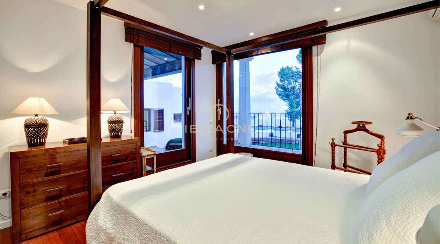 Luxury villa in the Primelocation Es Cubells for rent, Ibiza - Luxury villa in the Primelocation Es Cubells for sale, Ibiza