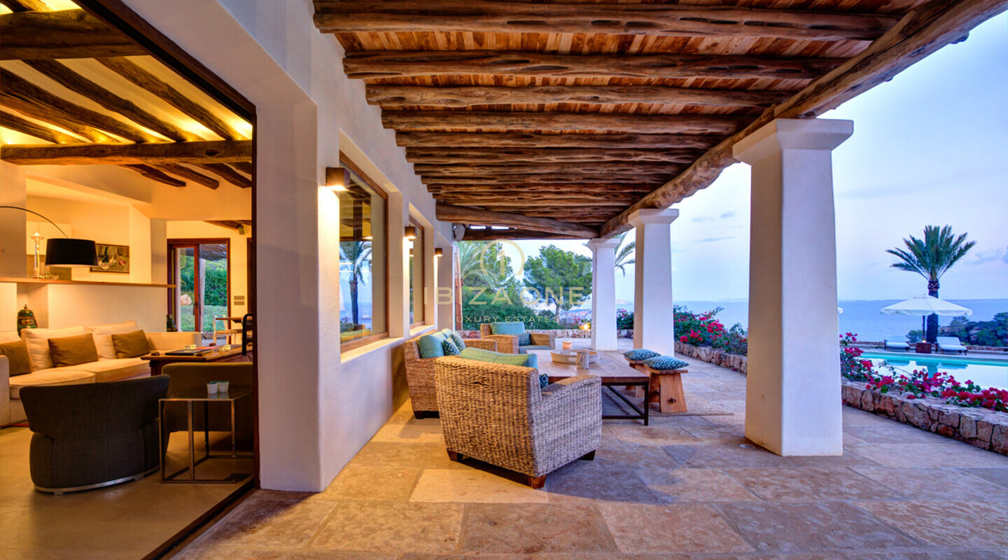 Villa de lujo en la privilegiada ubicación de Es Cubells en alquiler, Ibiza - Villa de lujo en la privilegiada ubicación de Es Cubells en venta, Ibiza