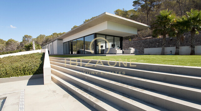 Villa di lusso minimalista con vista mare in vendita, Ibiza - Villa di lusso minimalista con vista mare in affitto, Ibiza