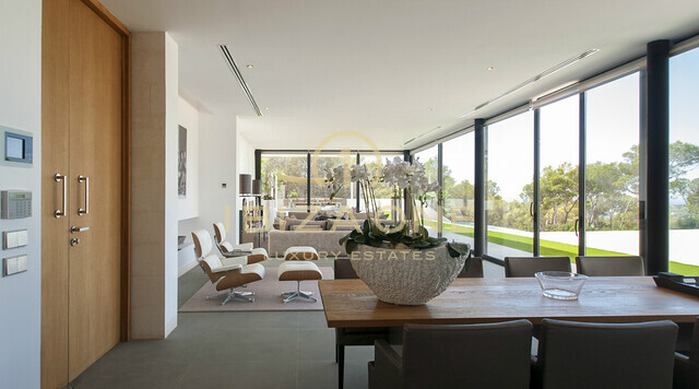 Villa de luxe minimaliste avec vue sur la mer à vendre, Ibiza - Villa de luxe minimaliste avec vue sur la mer à louer, Ibiza