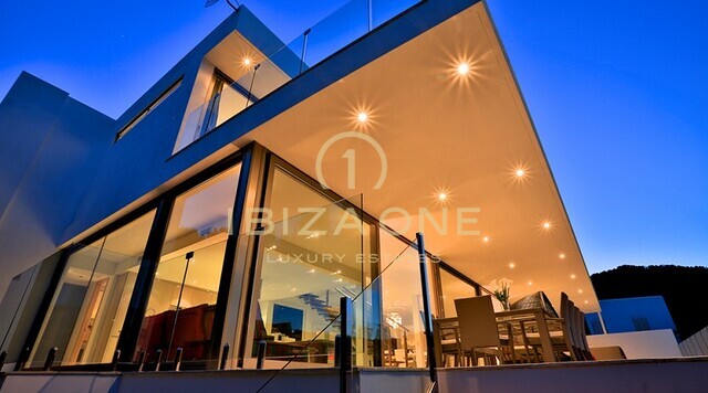 Luxe moderne villa dichtbij Ibiza te koop, Ibiza - Luxe moderne villa dichtbij Ibiza te huur, Ibiza