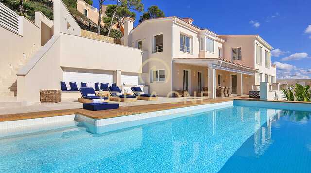 Mallorca : mare di lusso villa vista in una posizione privilegiata per la vendita