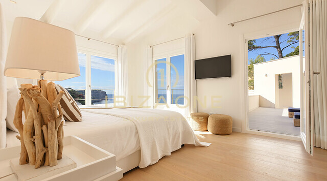 Mallorca : mare di lusso villa vista in una posizione privilegiata per la vendita