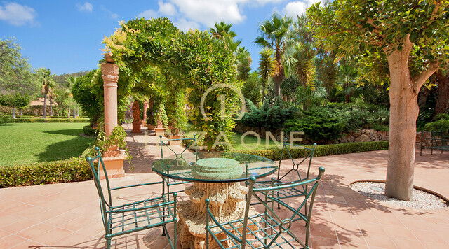 Parkachtig luxe landhuis met vijf gastenappartementen te koop, Mallorca - Parkachtig luxe landhuis met vijf gastenappartementen te huur, Mallorca
