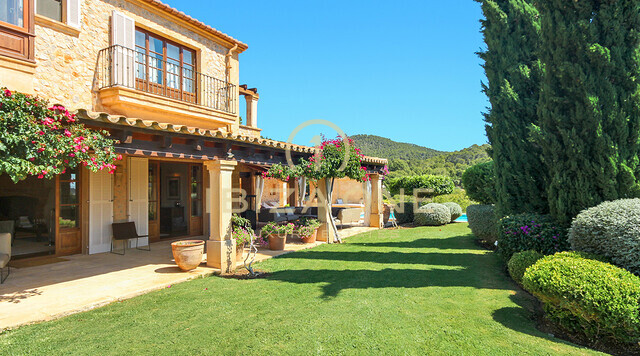Mallorca : Mediterranean luxury property in Camp de Mar for sale, Mallorca - Mallorca : Mediterranean luxury property in Camp de Mar for rent, Mallorca