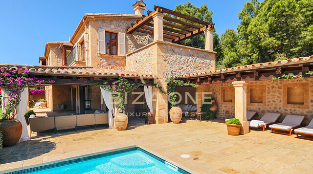 Mallorca: Mediterrane luxe woning te koop in Camp de Mar, Mallorca - Mallorca: Mediterrane luxe woning te huur in Camp de Mar, Mallorca