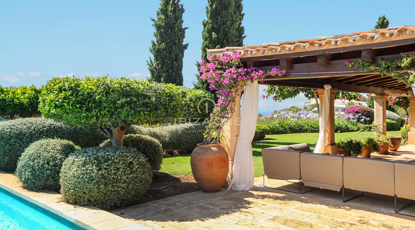 Mallorca : Mediterranean luxury property in Camp de Mar for sale, Mallorca - Mallorca : Mediterranean luxury property in Camp de Mar for rent, Mallorca