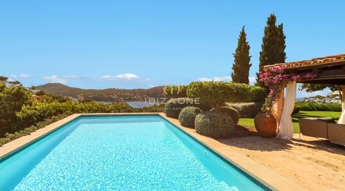 Mallorca : Mediterranean luxury property in Camp de Mar for sale, Mallorca - Mallorca : Mediterranean luxury property in Camp de Mar for rent, Mallorca