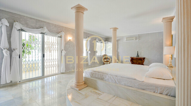Luxurious 12 bedroom villa in Can Furnet for sale, Ibiza - Luxurious 12 bedroom villa in Can Furnet for rent, Ibiza