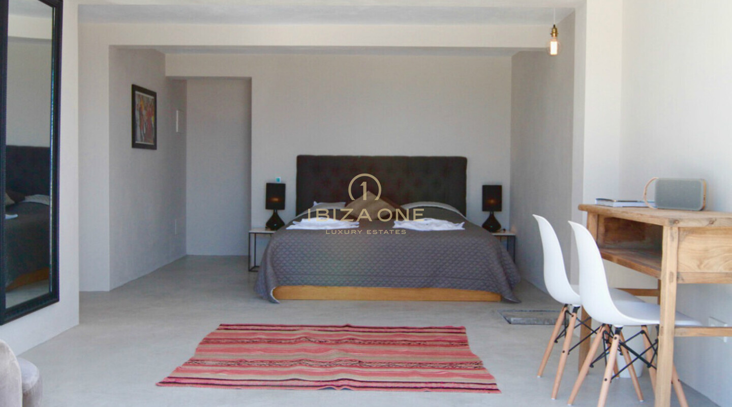 Luxuriöse moderne Villa mit Meerblick nach Formentera und in die Altstadt von Ibiza zu vermieten, Ibiza