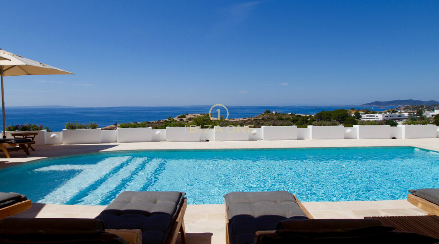 Luxueuse villa moderne avec vue sur la mer à Formentera et la vieille ville d'Ibiza à louer, Ibiza