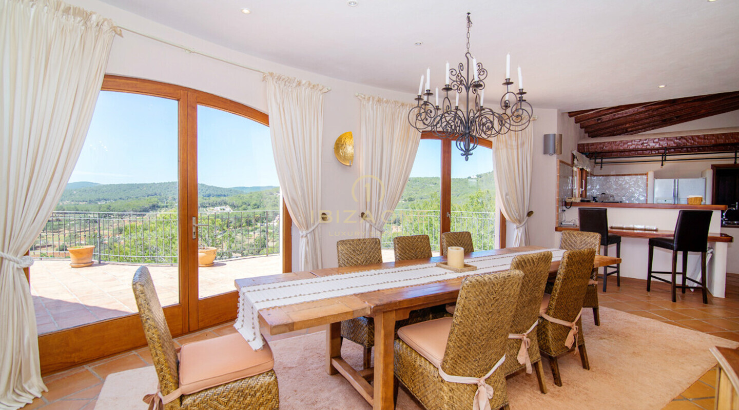 Proprietà di lusso con una casa principale e tre appartamenti per gli ospiti in vendita, Ibiza - Proprietà di lusso con una casa principale e tre appartamenti per gli ospiti in affitto, Ibiza