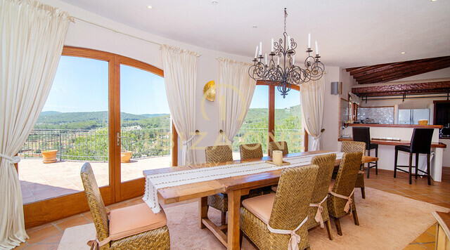 Proprietà di lusso con una casa principale e tre appartamenti per gli ospiti in vendita, Ibiza - Proprietà di lusso con una casa principale e tre appartamenti per gli ospiti in affitto, Ibiza