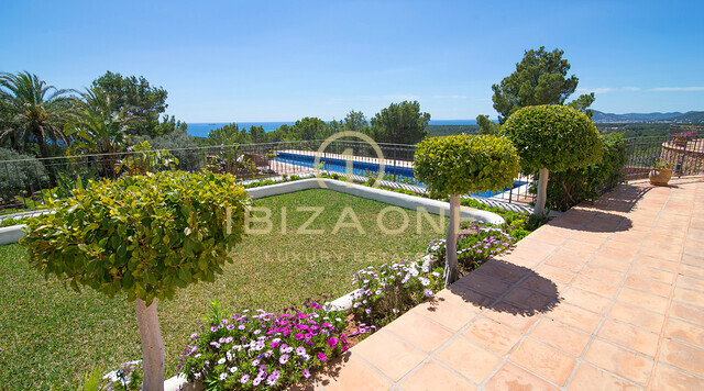 Propriété de luxe avec une maison principale et trois appartements d'invités à vendre, Ibiza - Propriété de luxe avec une maison principale et trois appartements d'invités à louer, Ibiza