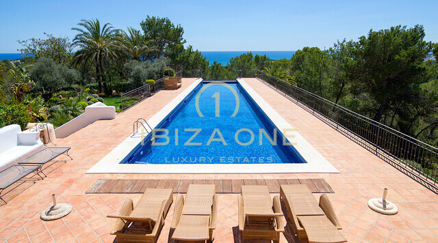 Propriété de luxe avec une maison principale et trois appartements d'invités à vendre, Ibiza - Propriété de luxe avec une maison principale et trois appartements d'invités à louer, Ibiza
