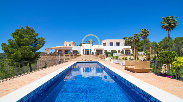 Proprietà di lusso con una casa principale e tre appartamenti per gli ospiti in vendita, Ibiza - Proprietà di lusso con una casa principale e tre appartamenti per gli ospiti in affitto, Ibiza