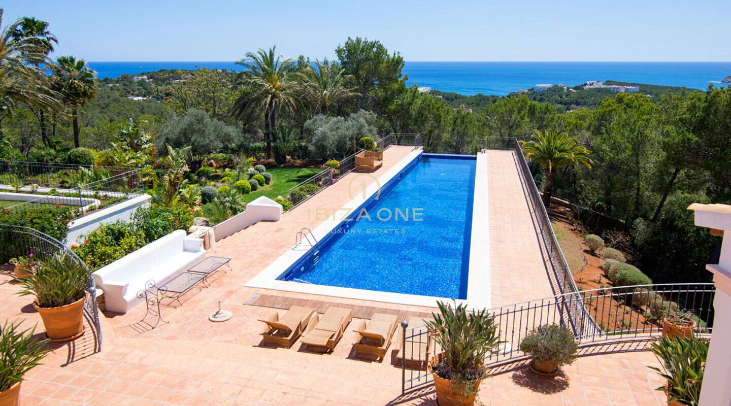 Luxury property with a main house and three guest apartments for sale, Ibiza - Luxury property with a main house and three guest apartments for rent, Ibiza