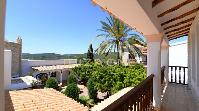 Propiedad de lujo con casa principal y tres apartamentos de invitados en venta, Ibiza - Propiedad de lujo con casa principal y tres apartamentos de invitados en alquiler, Ibiza