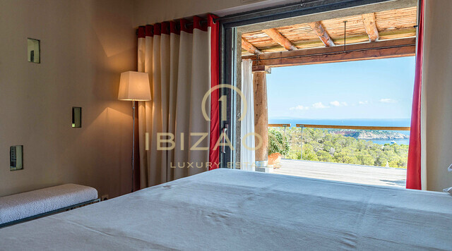 Privé luxe villa op Ibiza met spectaculair uitzicht op zee te huur, Ibiza