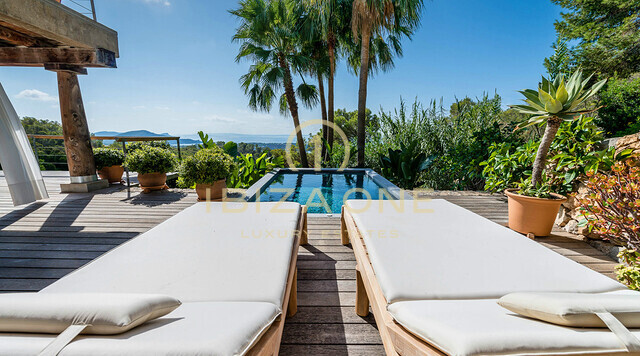 Privé luxe villa op Ibiza met spectaculair uitzicht op zee te huur, Ibiza