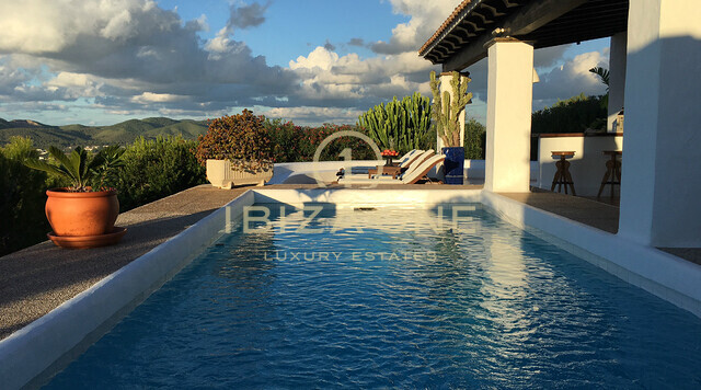 Propriété de luxe manoir près d'Ibiza avec vue sur la mer et Dalt Vila à vendre, Ibiza - Propriété de luxe manoir près d'Ibiza avec vue sur la mer et Dalt Vila à louer, Ibiza