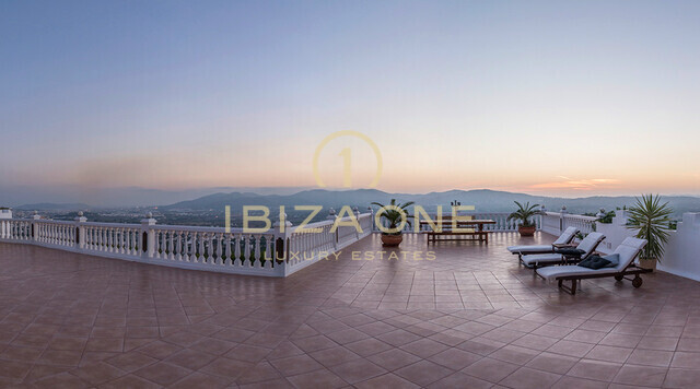 Propriété de luxe manoir près d'Ibiza avec vue sur la mer et Dalt Vila à vendre, Ibiza - Propriété de luxe manoir près d'Ibiza avec vue sur la mer et Dalt Vila à louer, Ibiza