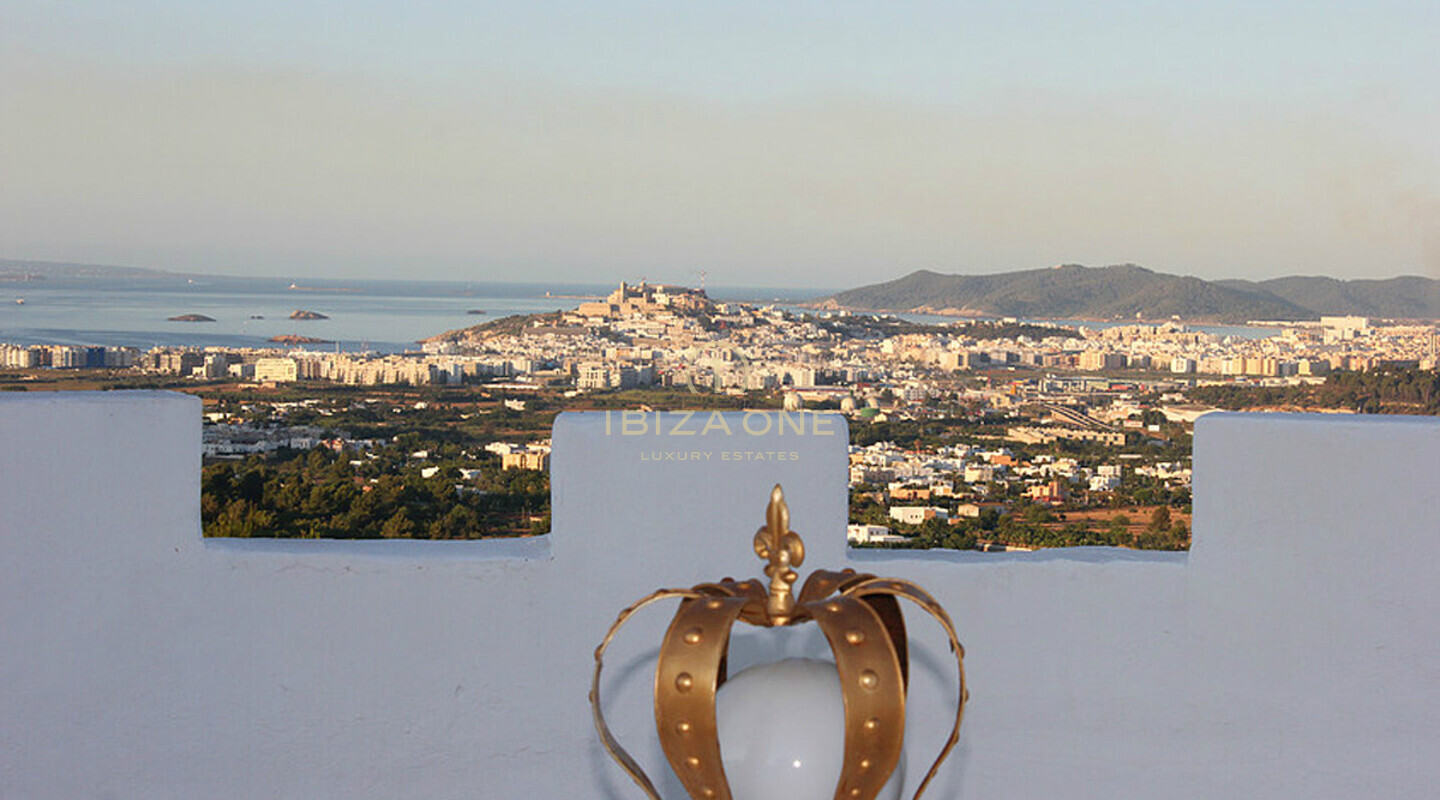 Propiedad señorial de lujo cerca de Ibiza con vistas al mar y Dalt Vila en venta, Ibiza - Propiedad señorial de lujo cerca de Ibiza con vistas al mar y Dalt Vila en alquiler, Ibiza