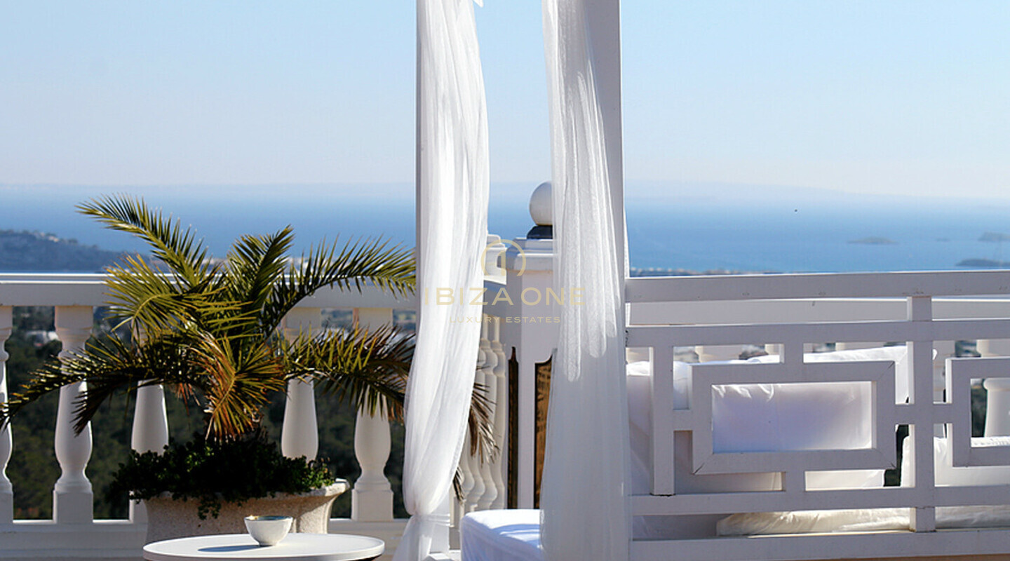 Herrschaftliches Luxusanwesen in der Nähe von Ibiza mit Meerblick und Dalt Vila zu verkaufen, Ibiza - Herrschaftliches Luxusanwesen in der Nähe von Ibiza mit Meerblick und Dalt Vila zu vermieten, Ibiza
