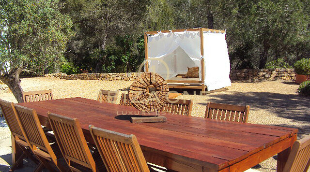 Luxe en originele Blakstad finca gebouwd door Rolf Blakstad senior met uitstekend zeezicht te koop, Ibiza - Luxe en originele Blakstad finca gebouwd door Rolf Blakstad senior met uitstekend zeezicht te huur, Ibiza