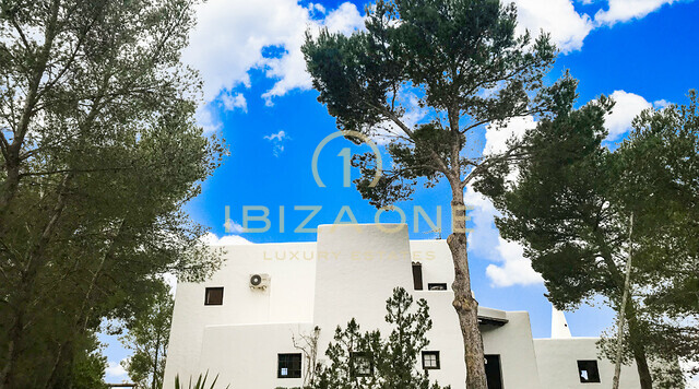 Finca de luxe et originale à Blakstad construite par Rolf Blakstad senior avec une excellente vue sur la mer à vendre, Ibiza - Finca de luxe et originale à Blakstad construite par Rolf Blakstad senior avec une excellente vue sur la mer à louer, Ibiza