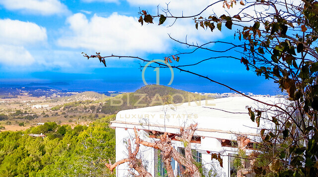 Luxe en originele Blakstad finca gebouwd door Rolf Blakstad senior met uitstekend zeezicht te koop, Ibiza - Luxe en originele Blakstad finca gebouwd door Rolf Blakstad senior met uitstekend zeezicht te huur, Ibiza