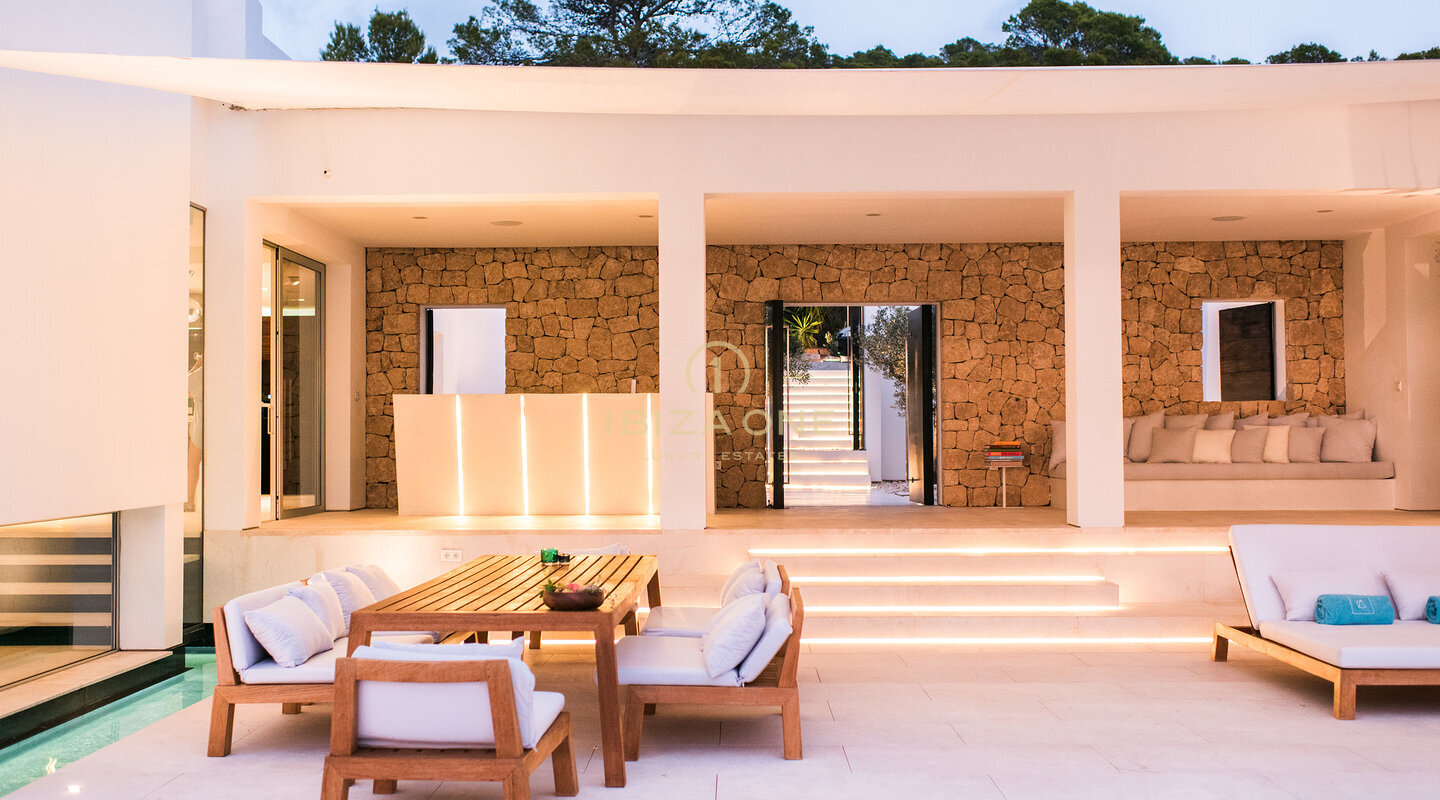 Villa de luxe moderne au coucher du soleil à louer, Ibiza