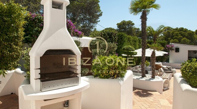 Prachtige villa aan de frontlinie met toegang tot zee en strand te koop, Ibiza - Prachtige villa aan de frontlinie met toegang tot zee en strand te huur, Ibiza